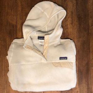 Patagonia pullover hooded fleece